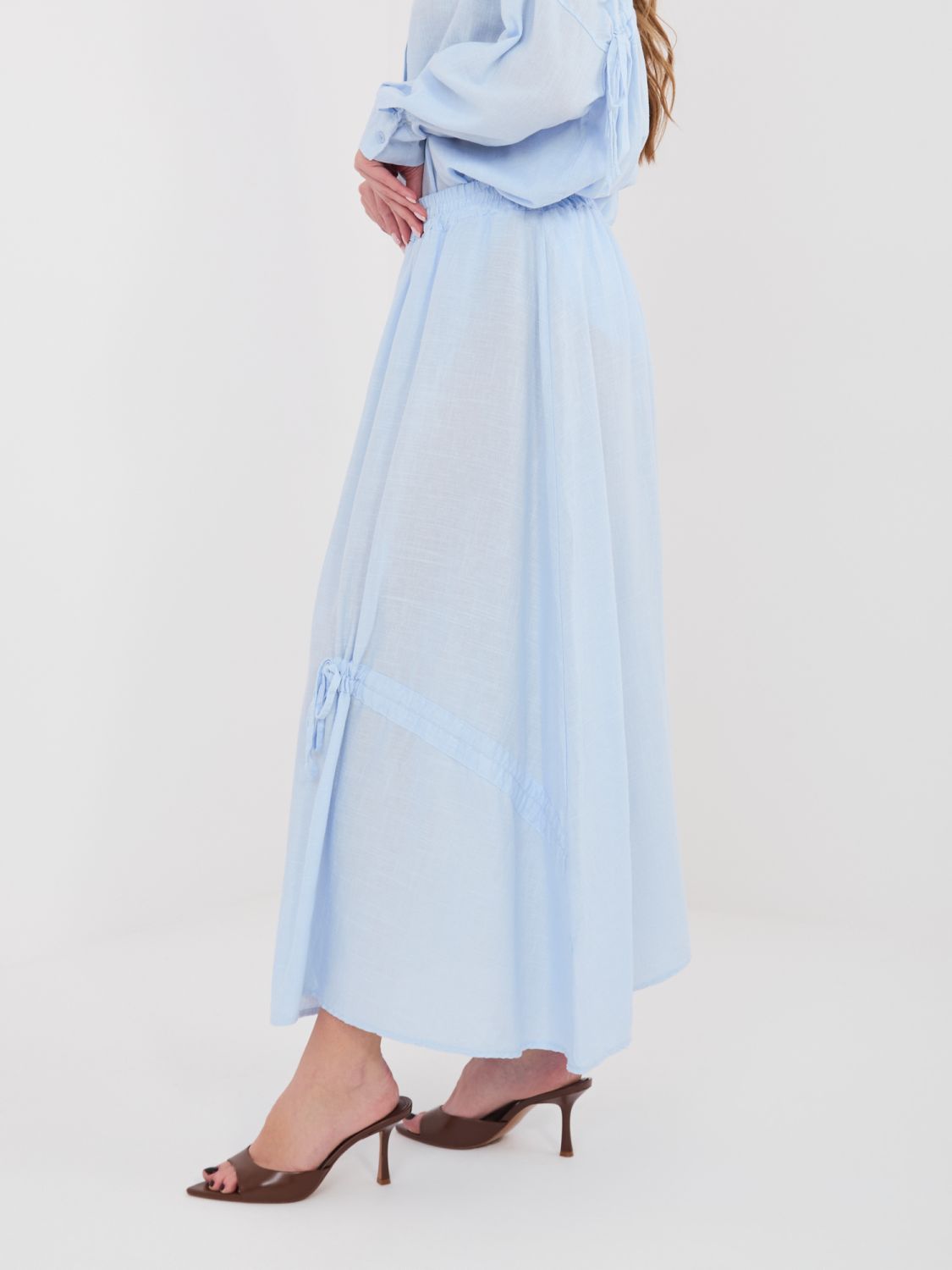 Világoskék midi szoknya megkötővel