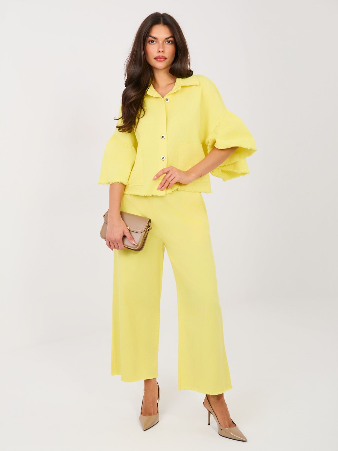 Rövid sárga farmerdzseki fodorral és 3/4-es ujjal