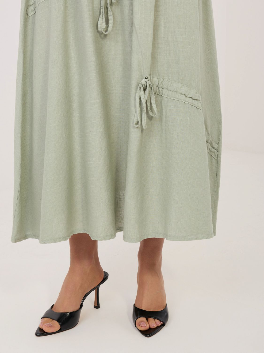 Khaki midi szoknya megkötővel