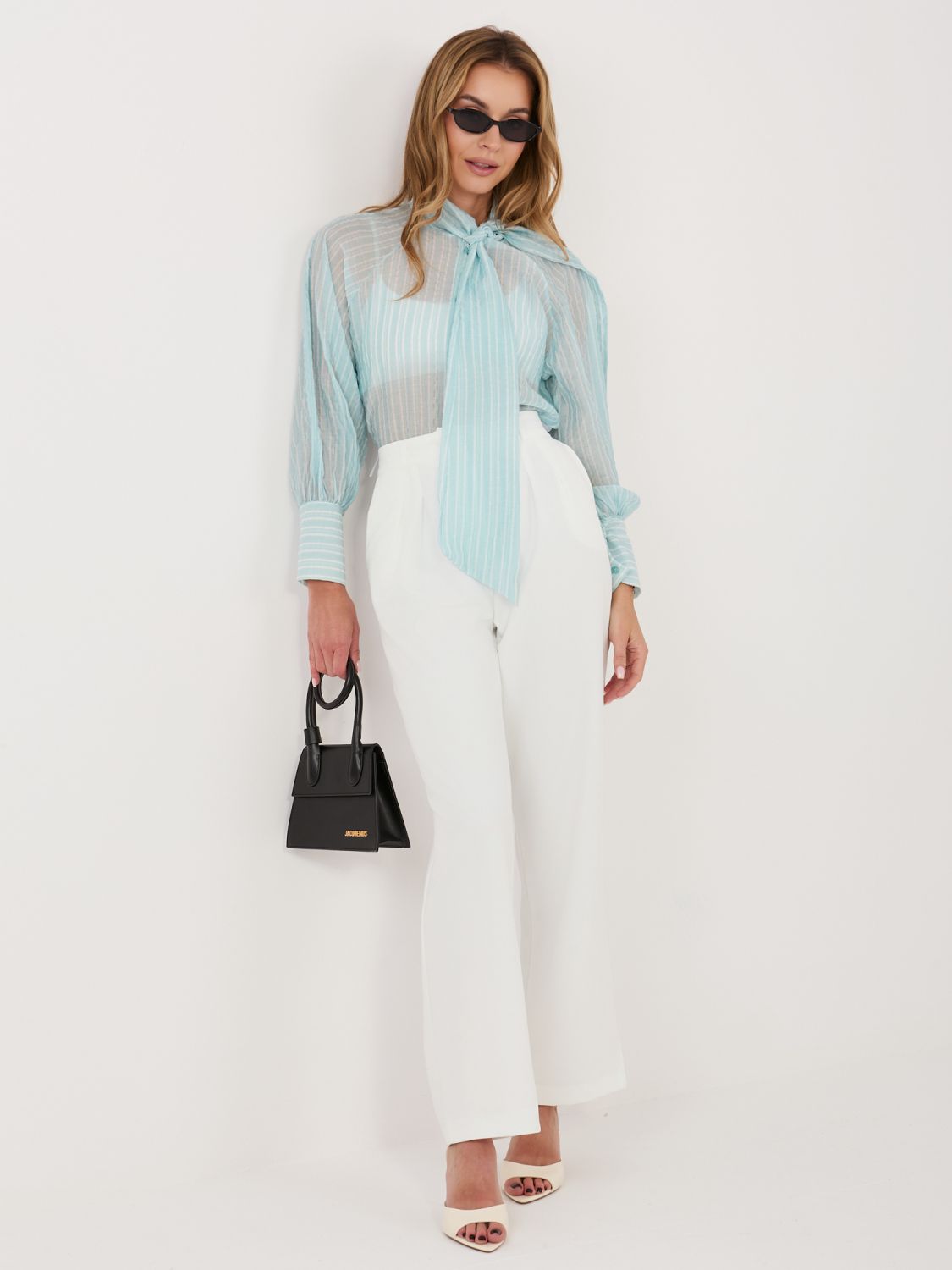 Mentazöld csíkos női ing megkötéssel és puffos ujjal