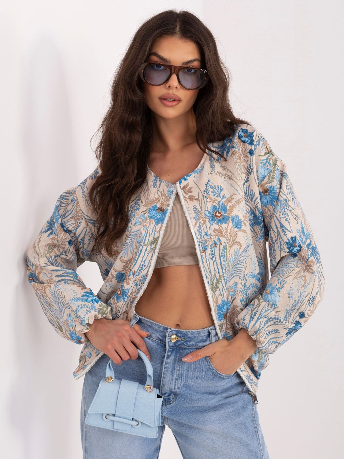 Kék színű virágmintás bomber dzseki