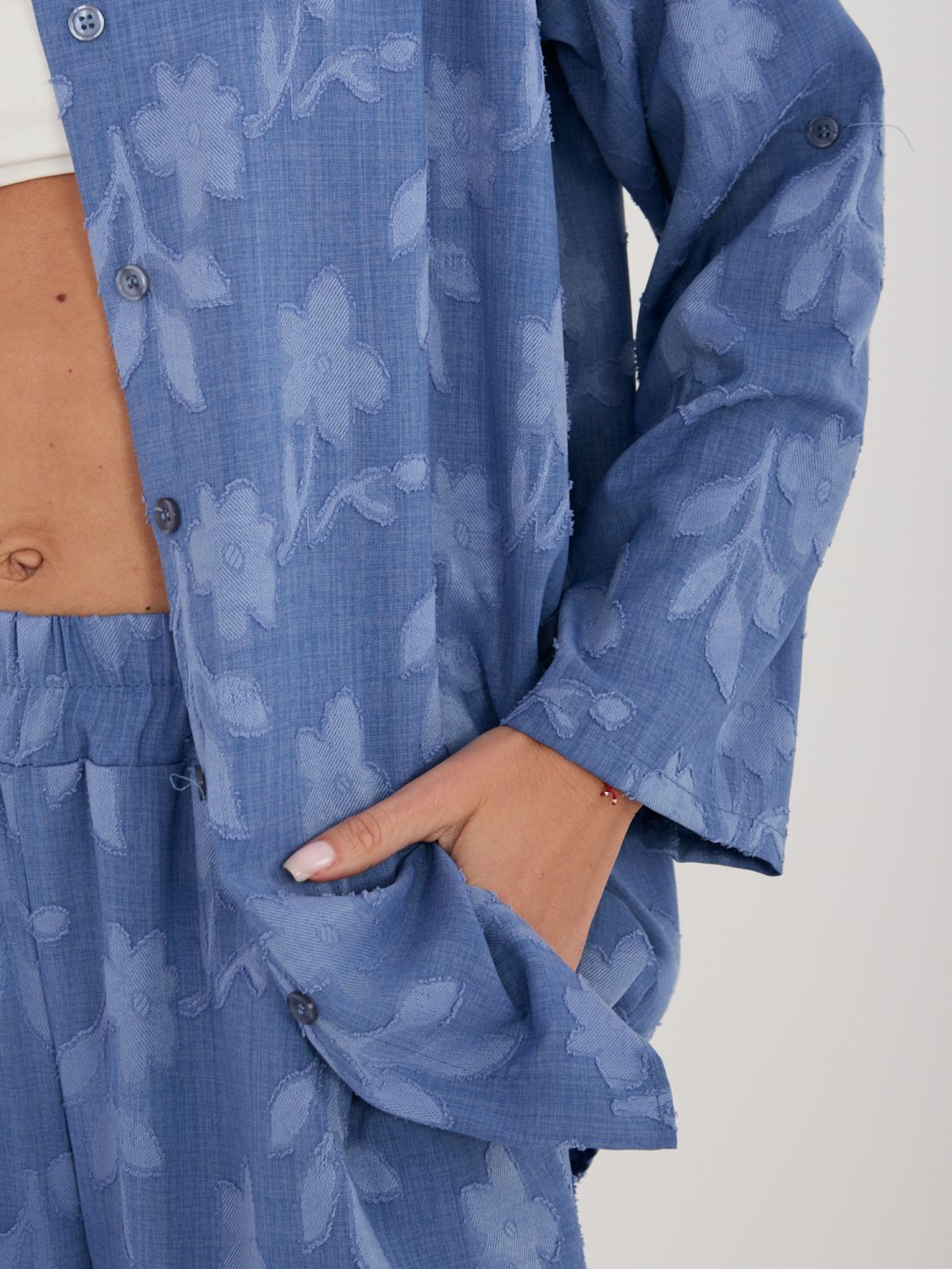 Kék színű női szett inggel és nadrággal