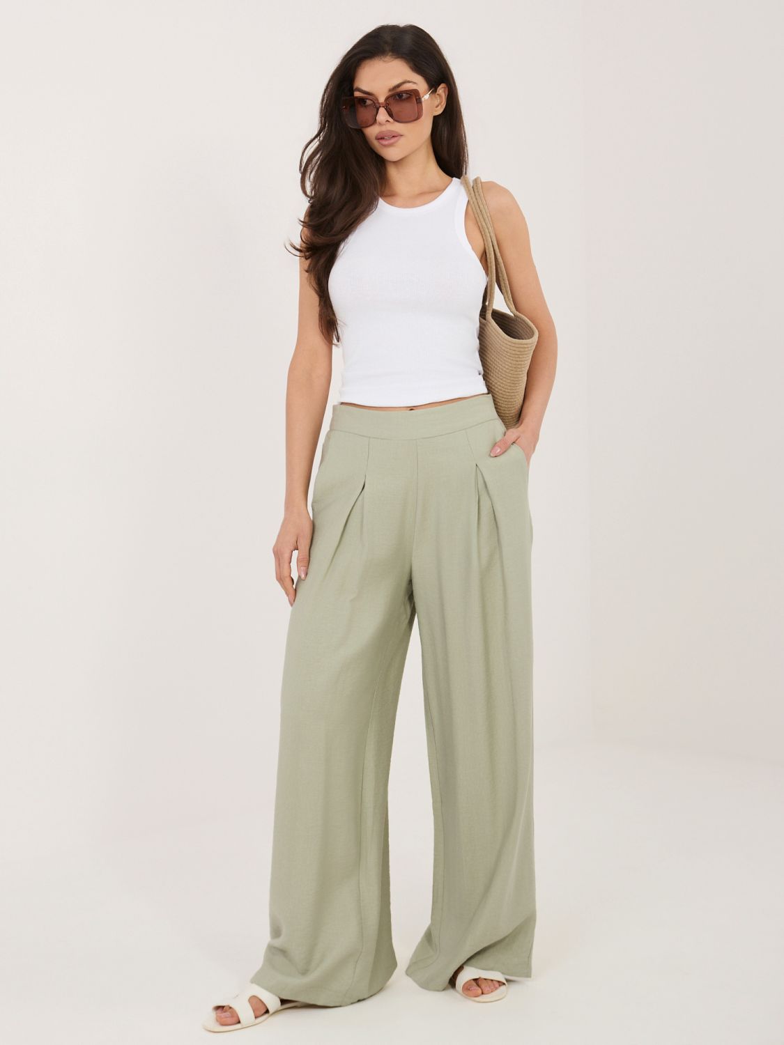 Pisztáciaszínű viszkózból készült palazzo nadrág