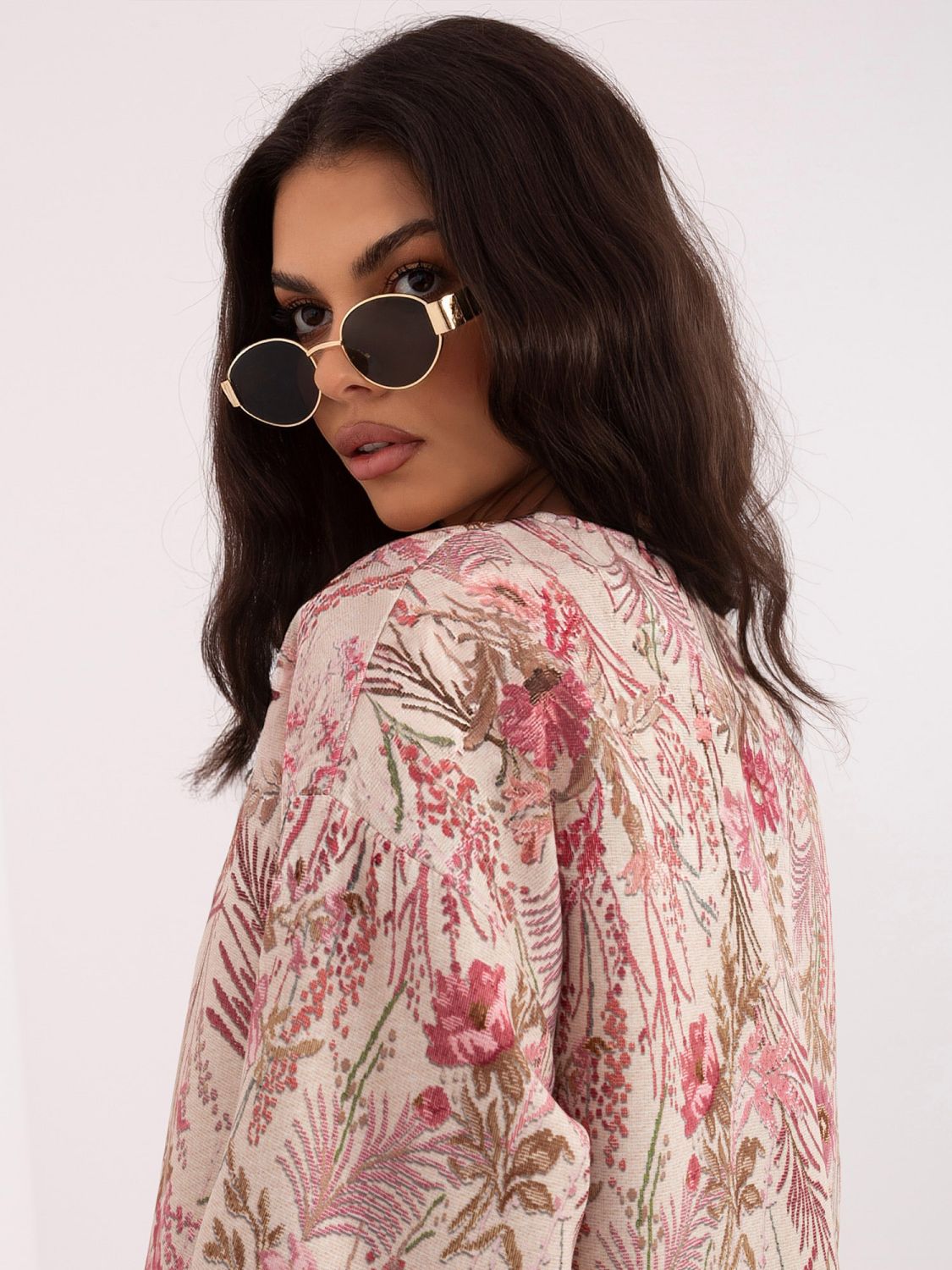 Rózsaszínű virágmintás bomberdzseki