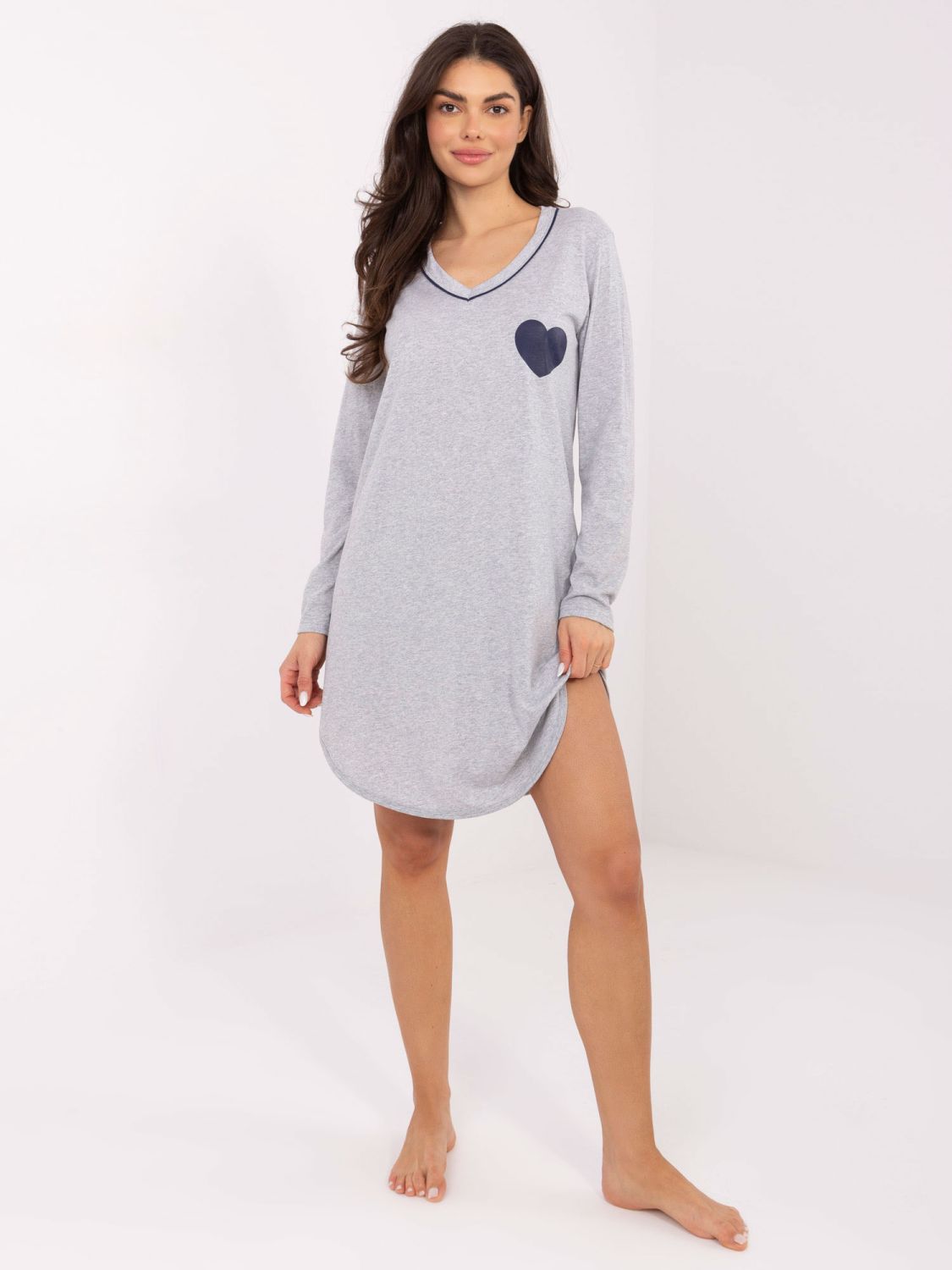 Női szürke hálóing nyomott mintával