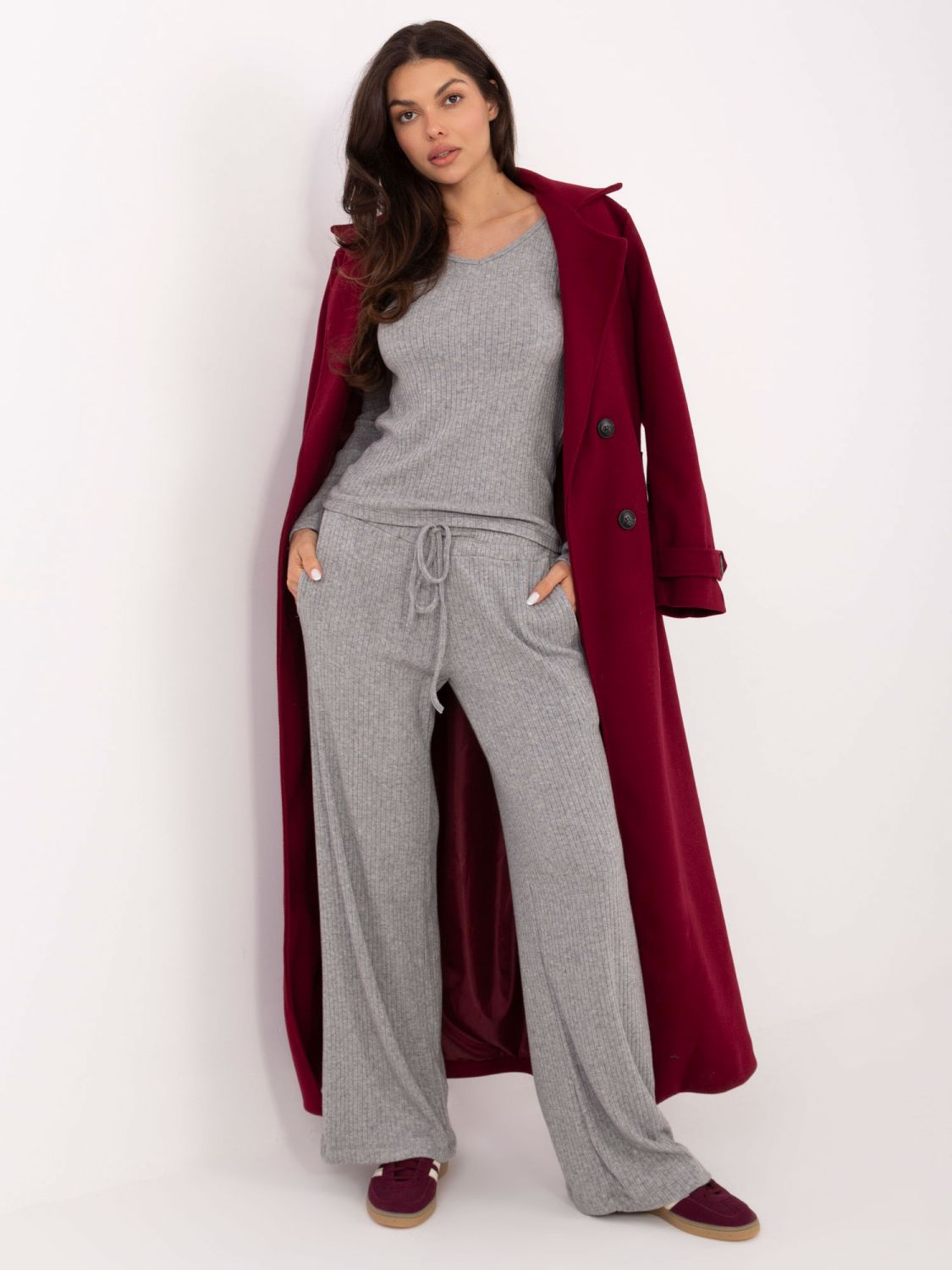 Szürke, széles, bordázott magas derekú nadrág