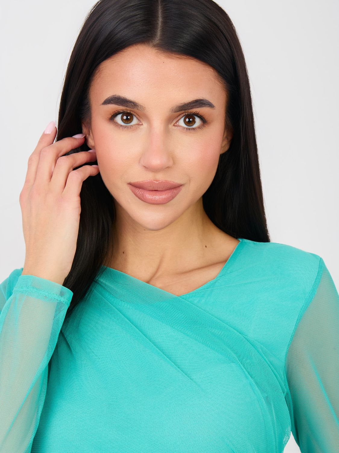Elegáns türkiz body hosszú ujjal és kerek nyakkivágással