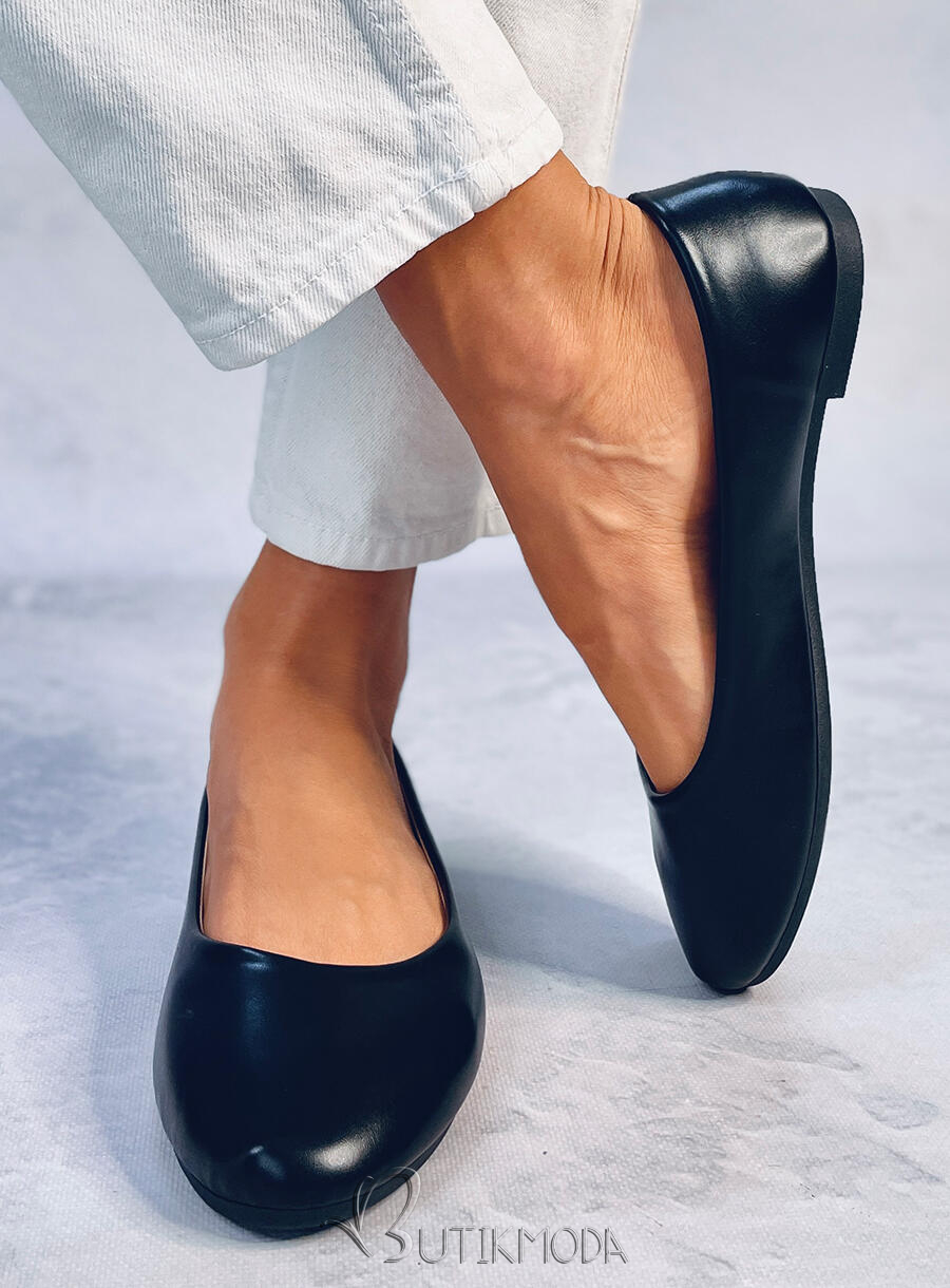 Fekete színű bőr balerina cipő