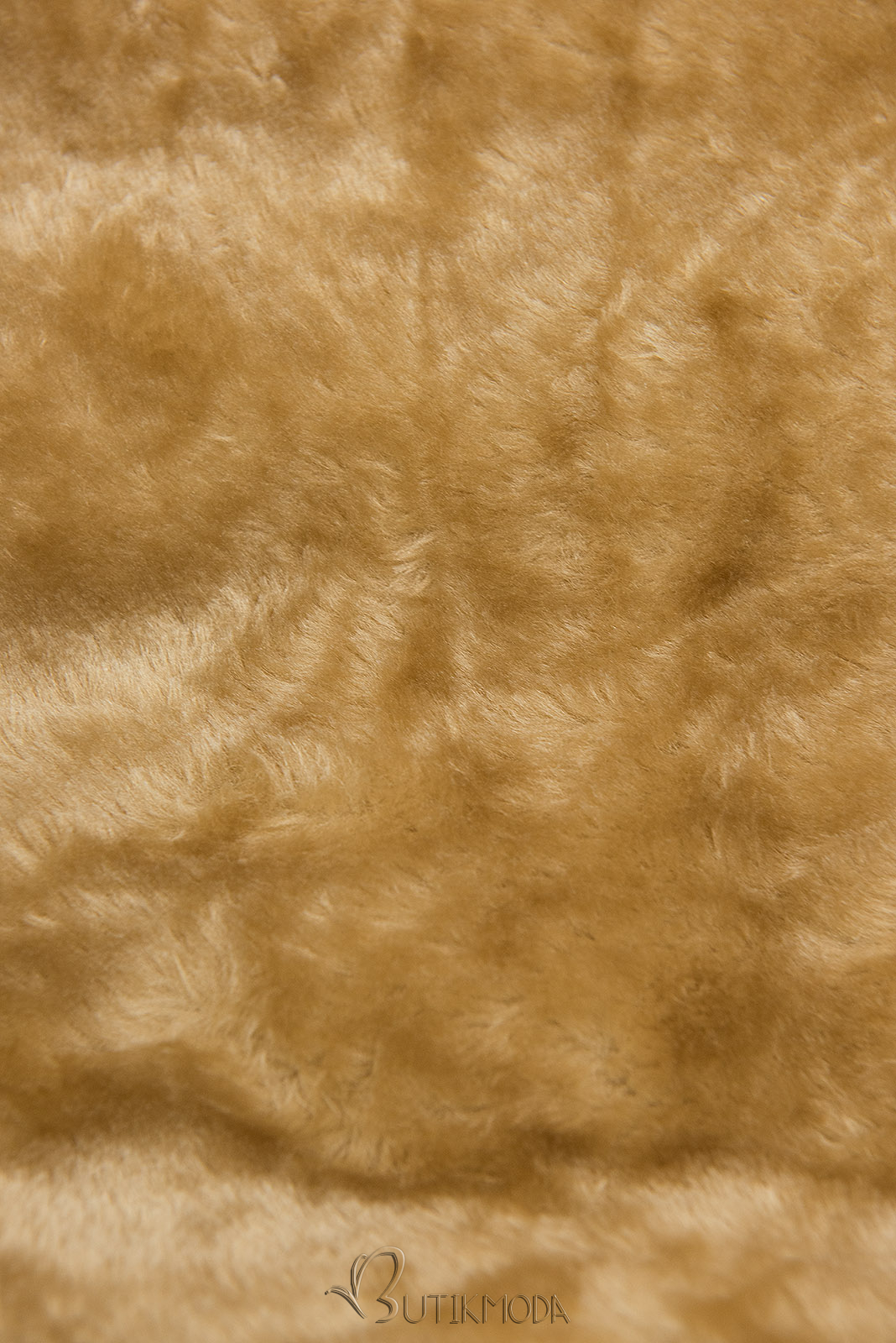 Homokbarna színű téli steppelt kabát kapucnival
