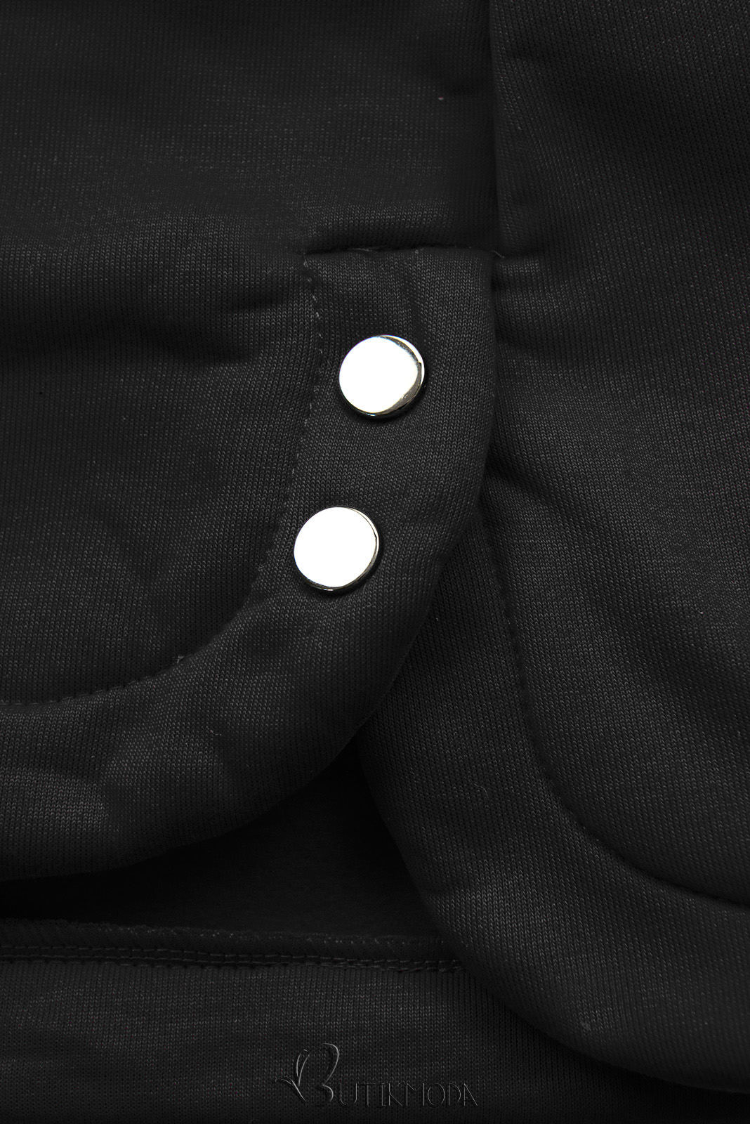 Fekete színű felső szürke színű kötött kapucnival