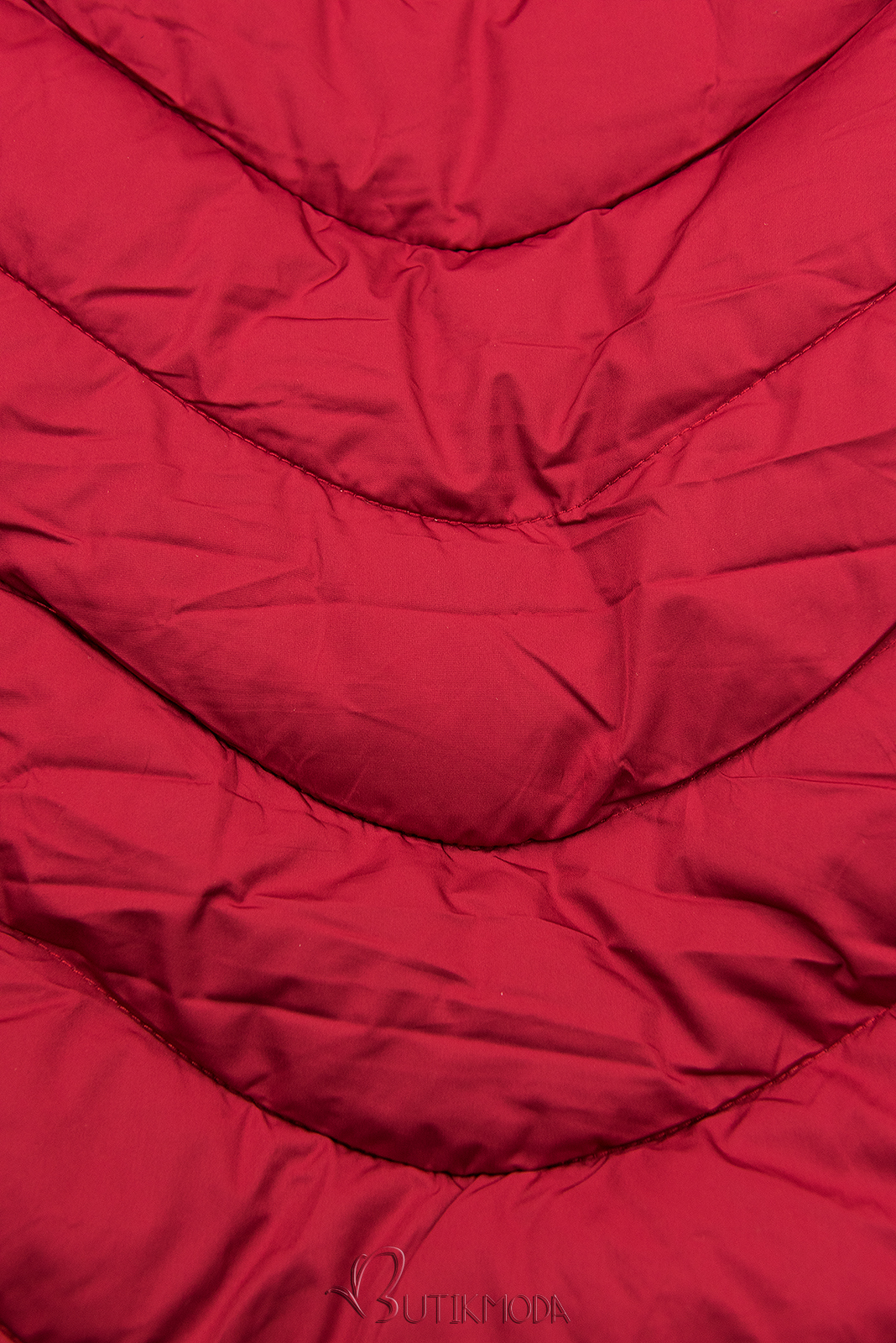 Piros színű steppelt kabát meleg plüss béléssel