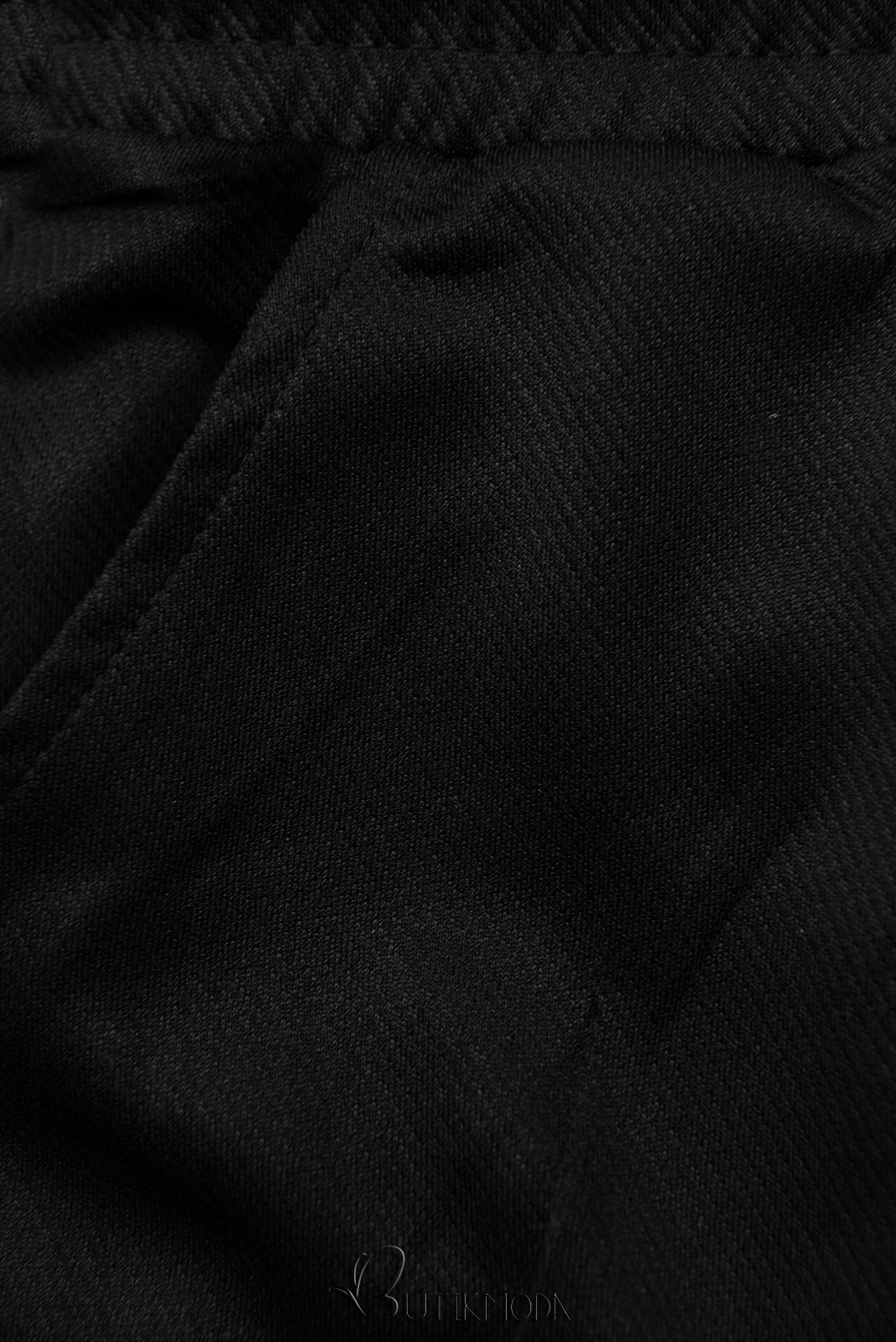 Fekete színű sportos nadrág
