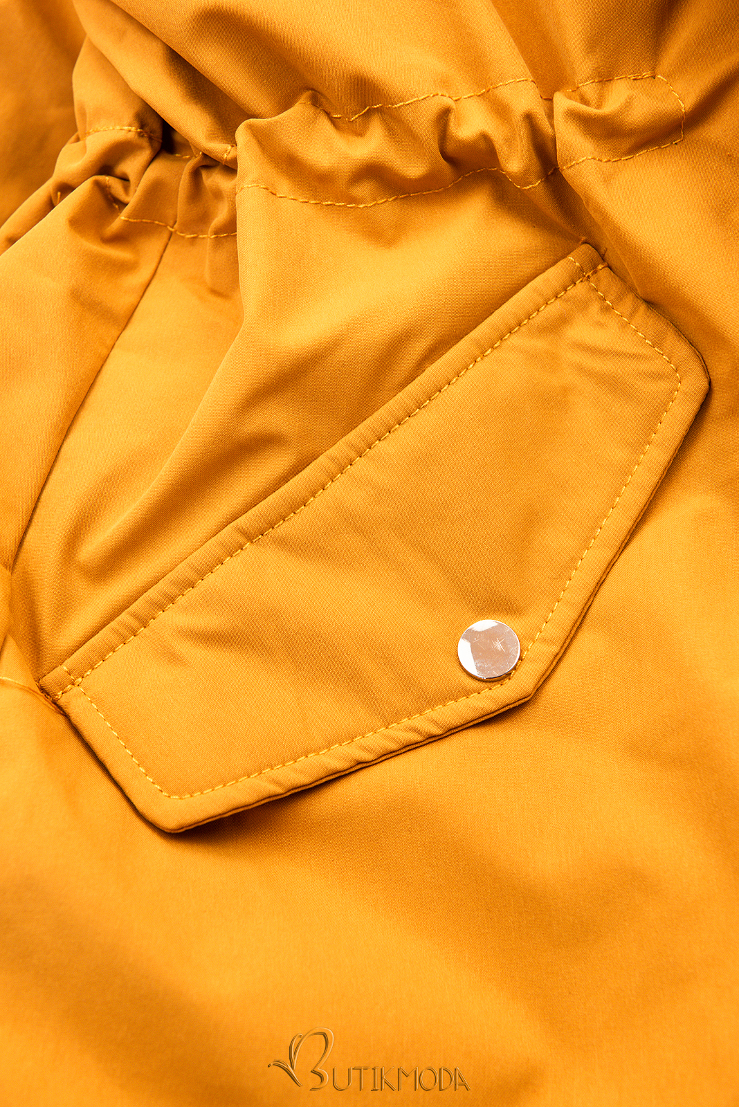 Sárga színű parka mustársárga színű műszőrme béléssel