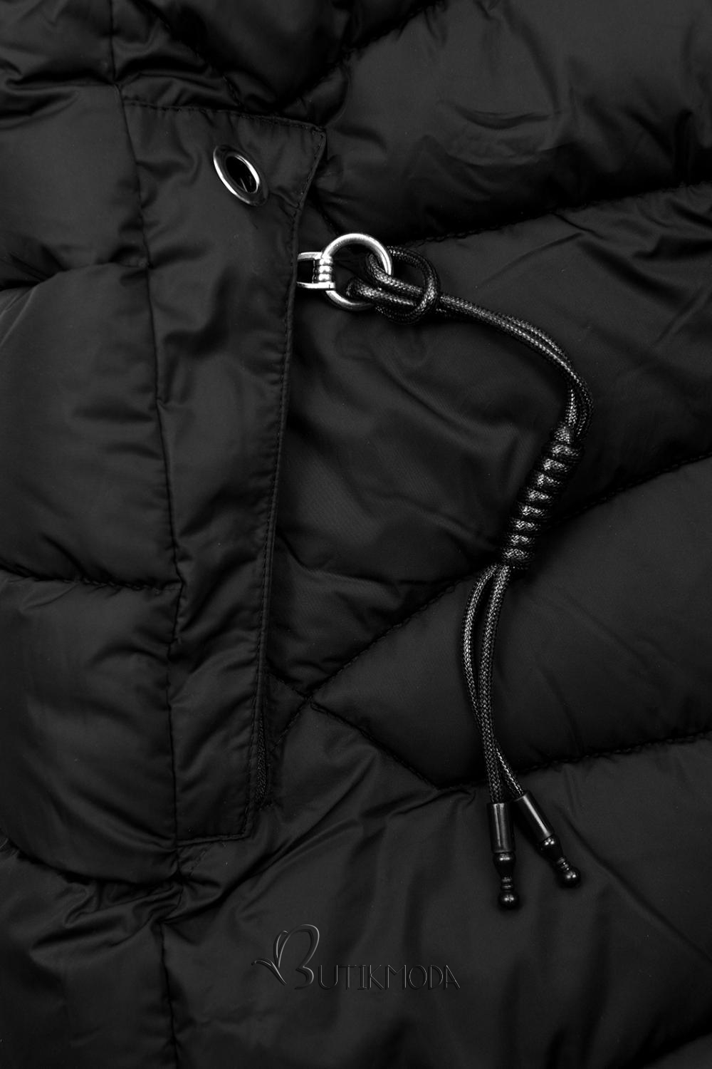 Fekete színű steppelt téli kabát