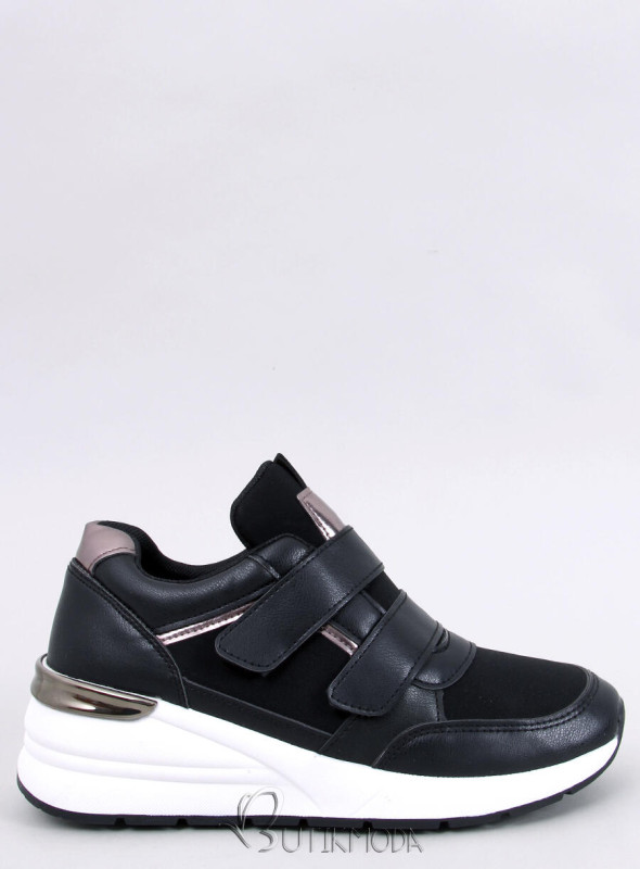 Tépőzáras éksarkú tornacipő - fekete színű