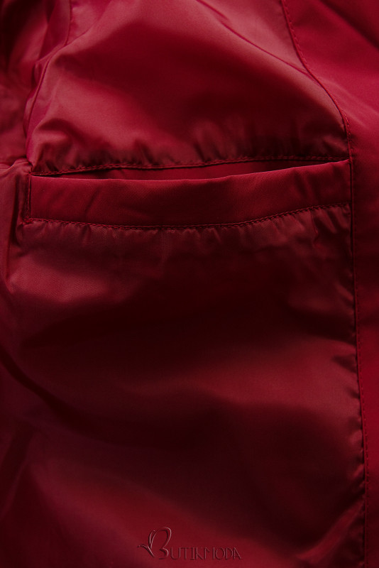 Piros színű téli kabát kapucnival