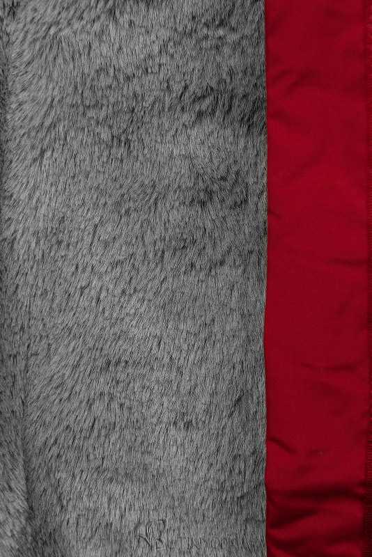 Piros színű steppelt téli kabát plüssel