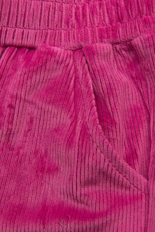 Rózsaszínű nadrág derékban behúzással