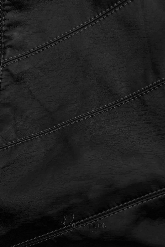 Fekete színű műbőr dzseki