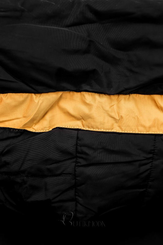 Fekete színű kabát sárga színű szegíllyel