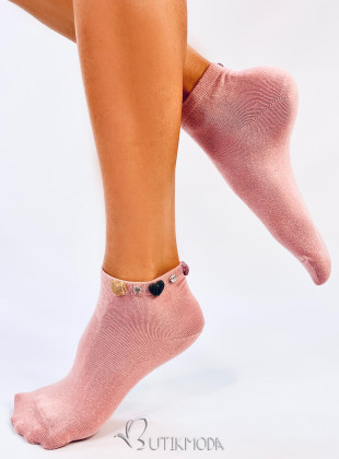 Rózsaszínű zokni szívecskékkel