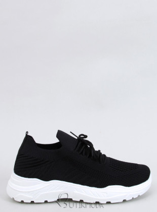 Fekete színű elasztikus tornacipő
