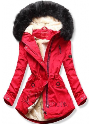 Piros és fekete színű téli parka kabát