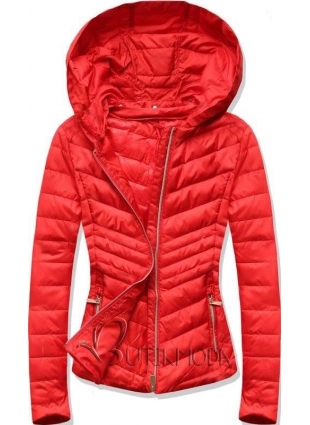 Piros színű steppelt dzseki, levehető kapucnival