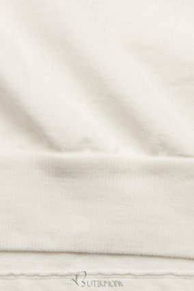 Tejfelfehér színű laza melegítőruha