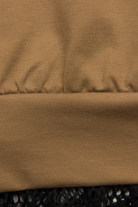 Világosbarna színű pulóverruha csipkével