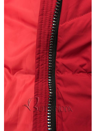 Piros színű téli kabát fekete színű elemekkel