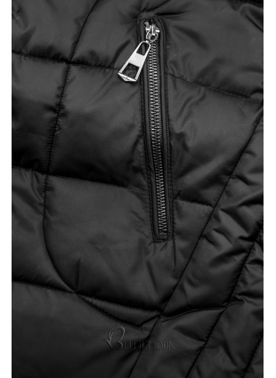 Fekete színű steppelt kabát, levehető kapucnival