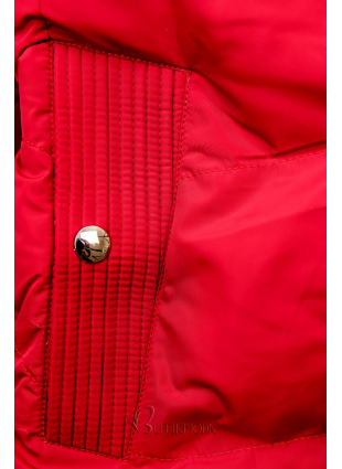 Piros színű kabát fekete színű szegéllyel