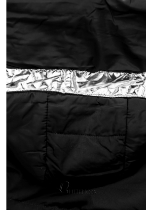 Fekete színű kabát ezüstszürke színű szegéllyel