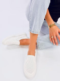 Perforált slip-on tornacipő - fehér színű
