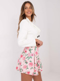 Elegáns rózsaszínű virágmintás rövidnadrág