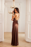 Szatén maxi ruha háti megkötővel, barna