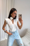 Ekrü színű body dekoratív övvel