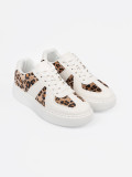 Fehér színű leopárdmintás sneaker cipő