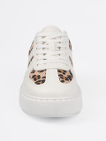 Fehér színű leopárdmintás sneaker cipő
