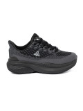 Könnyű fekete színű sneaker cipő szellős felsőrésszel