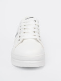 Fehér színű sneaker cipő fémes ezüstszínű akcentussal