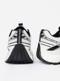 Fehér-fekete színű kényelmes sneaker cipő hálós anyaggal