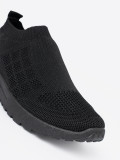Fekete színű slip-on sportcipő textil felsőrésszel