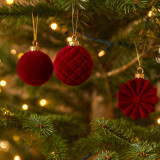 Velúr bordó színű karácsonyfadíszek, 48 darab