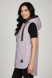 Lila színű kapucnis mellény