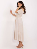 Világosbézs színű off-shoulder fazonú midi ruha