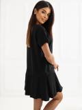 Fekete, bővülő fazonú mini ruha rövid ujjal