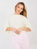 Ekrü pulóver 3/4-es ujjal és fodorral