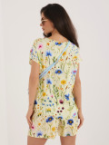 Sárga színű virágmintás rövidnadrág